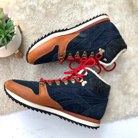 Winter wonderland reebok Clearance